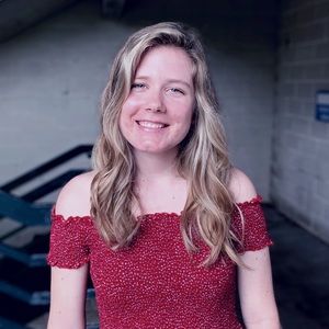Meet your Posher, Sara